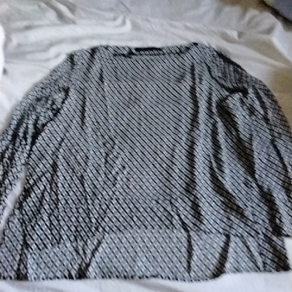 Zara Monochrome Geometric Print Top